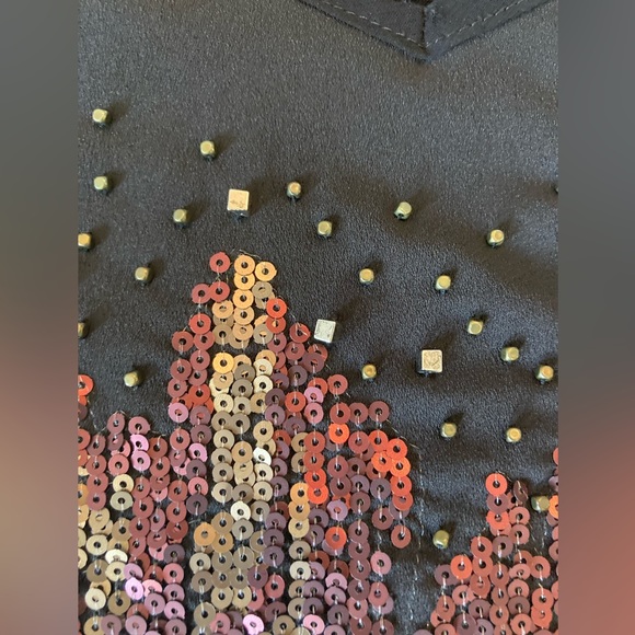 Miss Me women’s S sequined and embellished short sleeve blouse - Picture 3 of 6